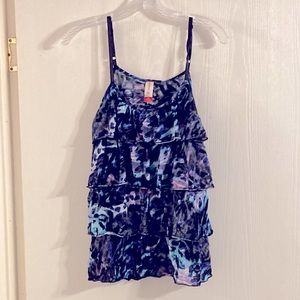 Womens Junior size large fashion top/Purple Animal